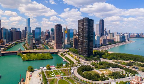 pros and cons of living in Chicago