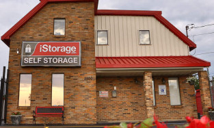 iStorage Decatur Central Parkway Main Office Building